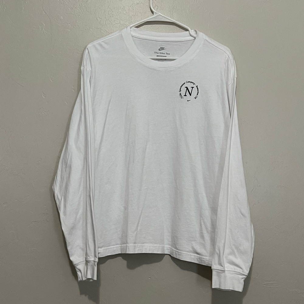 Nike, The Nike Tee, Longsleeve Nike Sportswear Club Tee, White and Black, XL